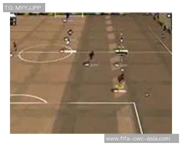 自由足球前锋过人技巧解析提升你的球场表现与竞技水平